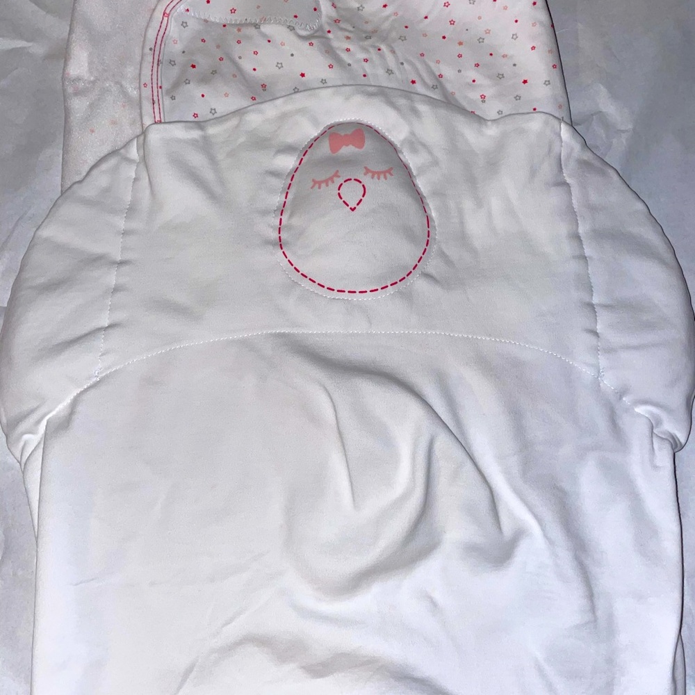 Like new nested bean zen swaddle classic PINK ONLY